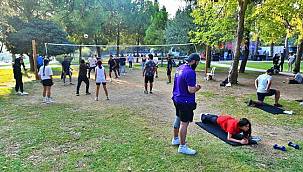 İzmir Büyükşehir Belediyesi'nin gençleri odağına alan projeleri devam ediyor 