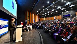 İzmir Kent Konseyi'nin yeni başkanı Nilay Kökkılınç 