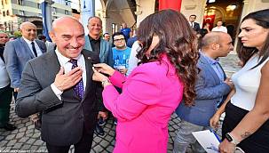 İzmir Uluslararası Edebiyat Festivali başladı 