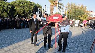 Atatürk Foça'da saygı ve özlemle anıldı  