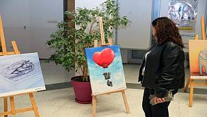 Farkındalık Çizgileri DEÜ'de Sergiye Çıktı