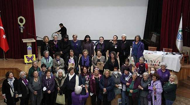 Foça Barış Kadınları'ndan Kadın Hakları Paneli