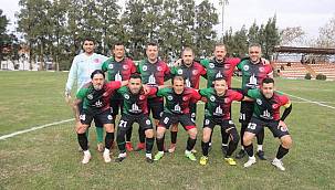 Foça Masterler üç puanla tanıştı  