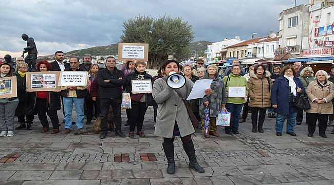 Hayvanlara yönelik şiddet Foça'da protesto edildi  