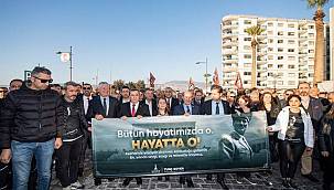 İzmir Ata'ya saygı için yürüdü