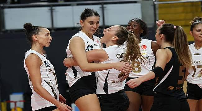 VakıfBank, evinde kazanarak başladı 