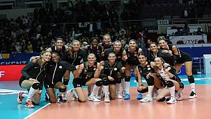 VakıfBank ligde kayıpsız devam ediyor  