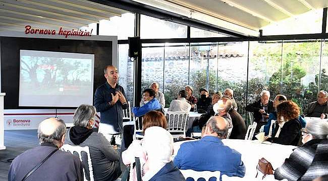 Bornovalı üreticilere zeytin budama eğitimi 