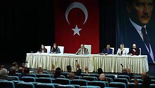 Konak Belediye Meclisi  yılın son toplantısını gerçekleştirdi