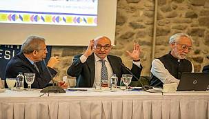 Başkan Soyer yeni belediye binası için İEKKK'yi topladı: Sadece bina değil, demokrasi anıtı yapacağız 