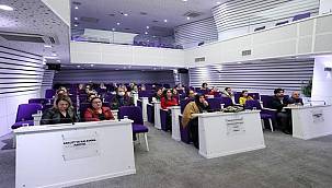 Buca'da "Çocuk Beyni Nasıl Çalışır" paneli 