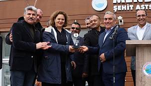 İzmir Büyükşehir Belediyesi'ne çifte ödül 