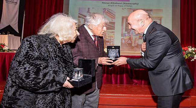 "İzmir geleceğin Türkiye'sinin inşa edildiği yer olacak" 