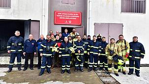 İzmir İtfaiyesi bir yılda 12 bin 500 kişiye eğitim verdi 