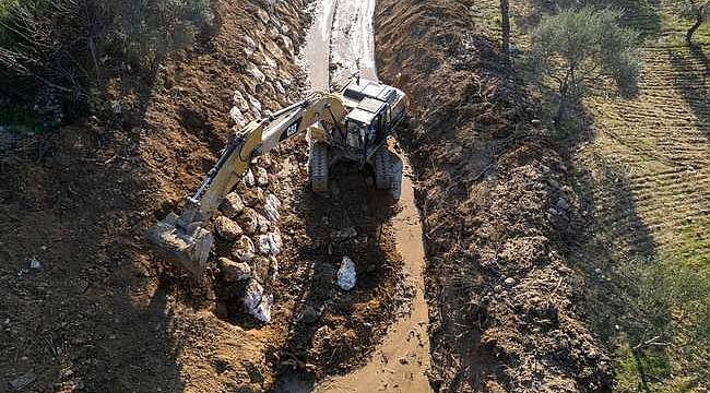 İZSU'dan Kaklık Çayı'na acil müdahale 