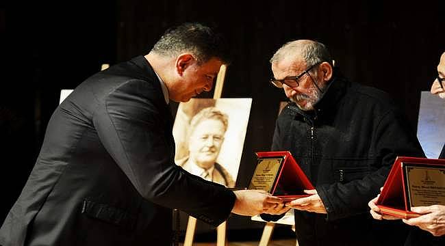 Karşıyaka, Nazım Hikmet'i Andı 