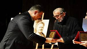 Karşıyaka, Nazım Hikmet'i Andı 