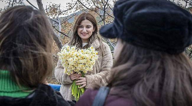 Kokuyu duyan Karaburun'a akın etti 