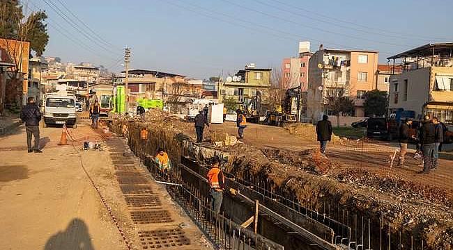 Dirençli kent için altyapı seferberliği sürüyor 