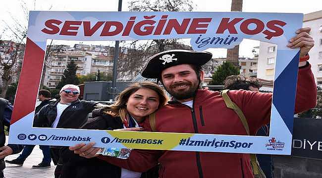 İzmir sevdiğine koşacak 