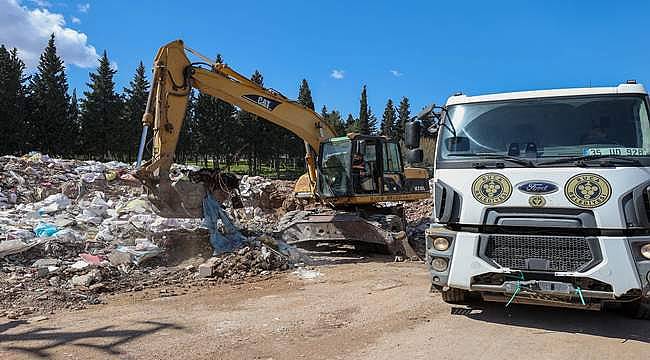 Buca Belediyesi'nden kaçak molozla mücadele