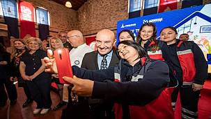 "Eşrefpaşa Hastanesi bambaşka bir hikâye yazıyor" 