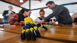 FabrikaLab İzmir'de Robotel üretildi