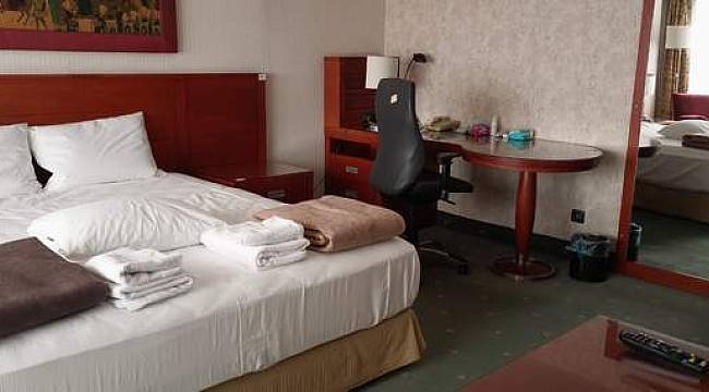 İzmir Büyükşehir Belediyesi eski Hilton Oteli'nin binasını depremzedelere açtı 