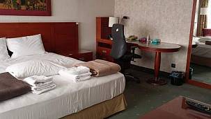 İzmir Büyükşehir Belediyesi eski Hilton Oteli'nin binasını depremzedelere açtı 