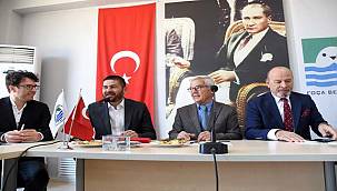 İzmir Kent Konseyleri Birliği Foça'da Toplandı 