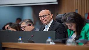 Soyer: "Türkiye'de depreme dirençli kent adayı İzmir'dir"