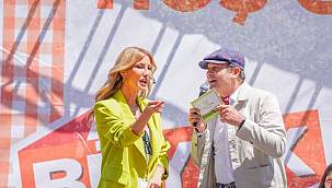Alaçatı Ot Festivali'nde Çağla Şikel rüzgârı 