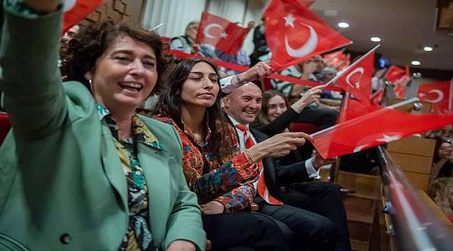 Fazıl Say'ın bestelediği 100. Yıl Marşı ilk kez sahnede seslendirildi 