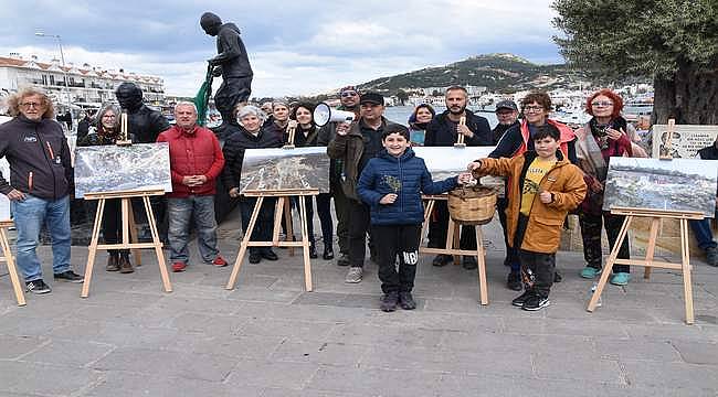 Foça'da taş ocaklarına karşı fotoğraf sergisi açıldı 
