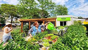 Karşıyaka'da Atalık Tohum Bereketi 