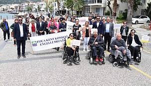 Foça'da Engelliler Haftası Farkındalık Yürüyüşü 