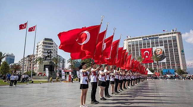 İzmir'de 19 Mayıs coşkusu 