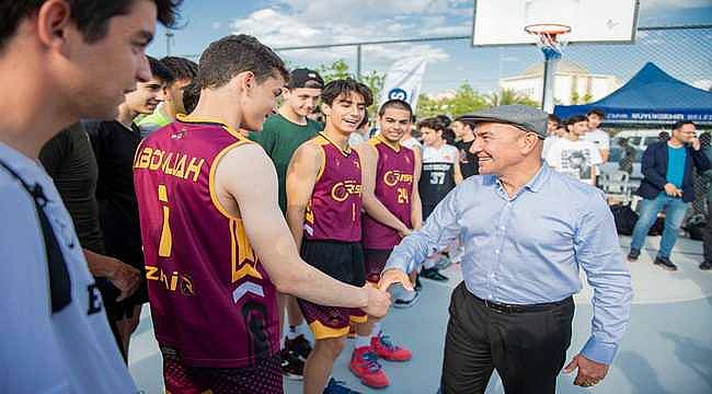 İzmirli gençlerin festival heyecanı