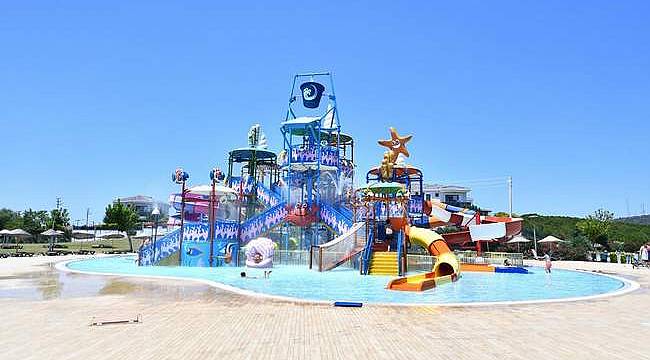 Çeşme Oasis Aqua Park sezonu açıyor 