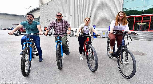 İzmir'de bisikletli kullanımı yaygınlaşıyor 