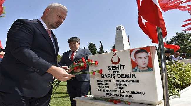 15 Temmuz Şehitleri Menemen'de Dualarla Anıldı 