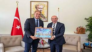 Başkan Soyer ABD Büyükelçisi Jeffry Flake'i  ağırladı 
