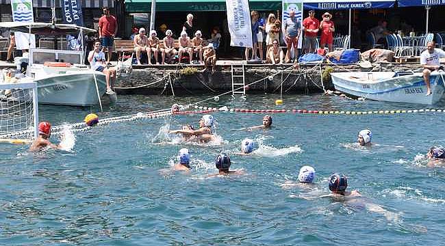 Foça'da sutopu rüzgarı