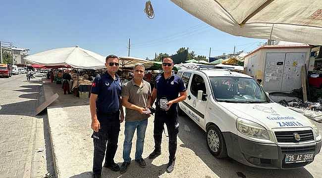 Gaziemir Belediyesi zabıtasından örnek davranış