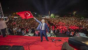 Başkan Soyer'den 30 Ağustos mesajı: Zaferin ve barışın ikinci yüzyılı 