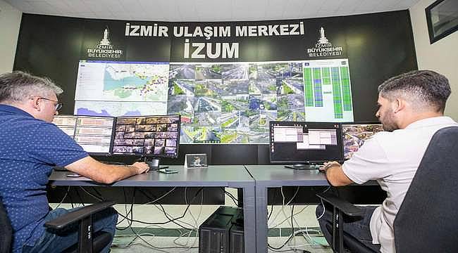 Başkan Soyer mesaiye İzmir Ulaşım Merkezi'nde başladı 