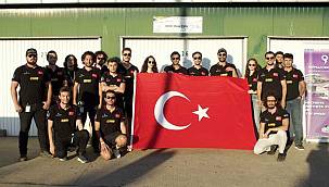 DEÜ'nün Formula Ekibi Romanya'da Fırtına Estirdi 