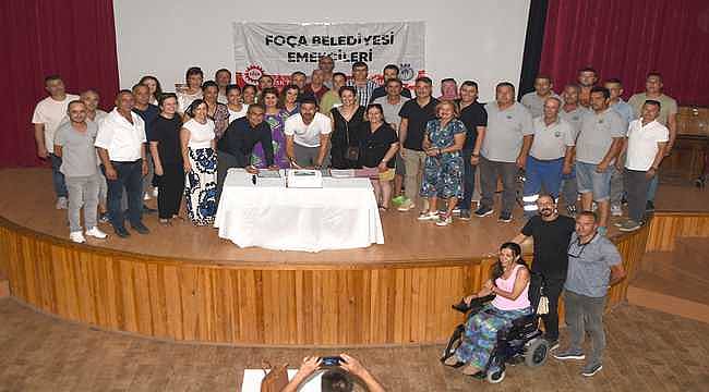 Foça Belediyesi işçilerinin ücretleri iyileştirildi 
