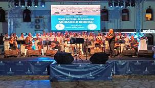 İki Yakanın Ezgileri Foça'yı Coşturdu 