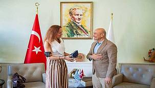 Yunanistan İzmir Başkonsolosu'ndan Soyer'e veda ziyareti